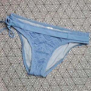 NWT Tommy Hilfiger Blue Crochet belted bikini bottom